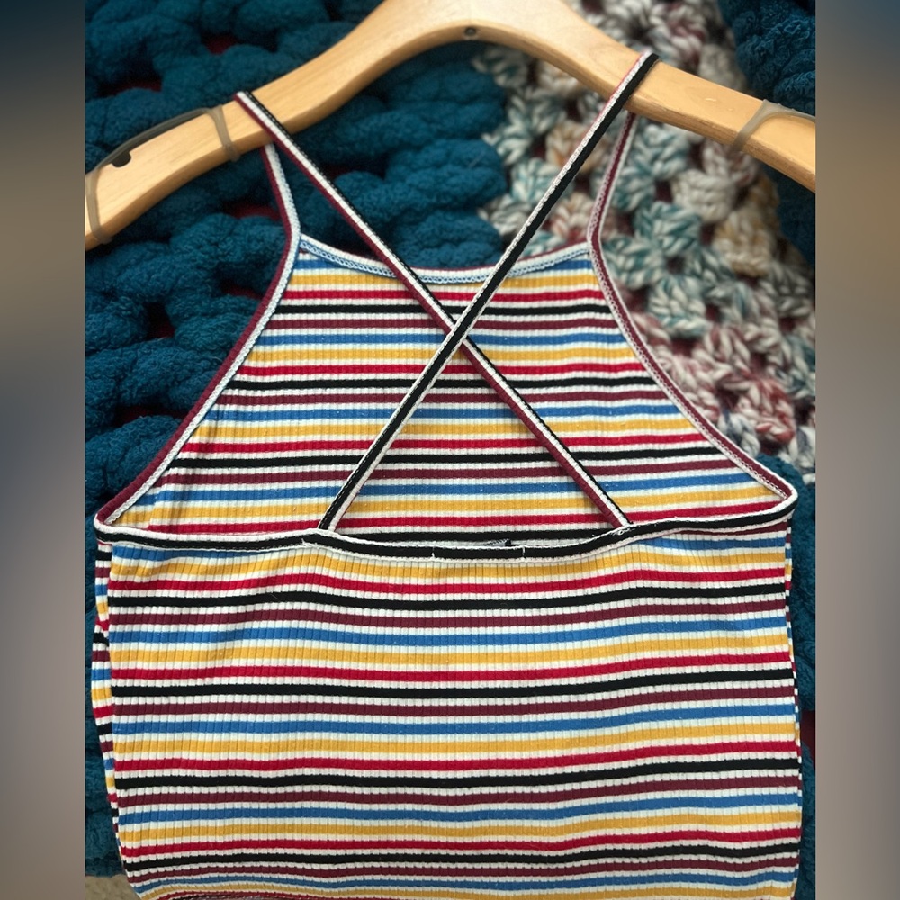 Ambiance Rainbow Criss Cross Back Cropped Top Sz S - Picture 2 of 2